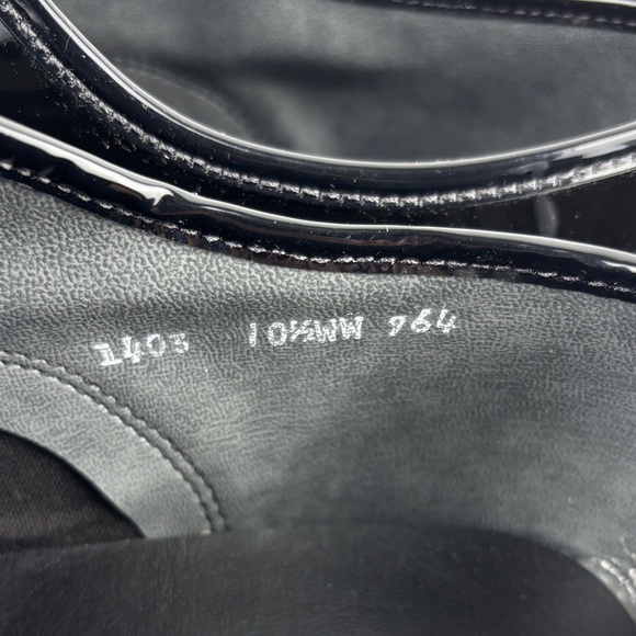 New Sleek Black Tuxedo Formal wear Men's Shoes, 10.5W - Picture 5 of 7